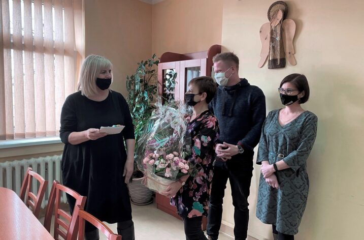 Wieloletnia pracownica przeszła na emeryturę