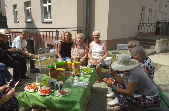 Spotkanie integracyjne mieszkańców mieszkań treningowych i wspomaganych przy ul.1 Maja 2